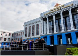 Главнокомандующий ВМФ России принял участие в Дне знаний в Мурманском филиале Нахимовского ВМУ